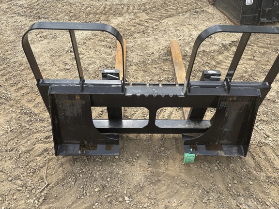 Used -- Kubota 48PF CCE Attachments at Horizon Ag & Turf in Edmonton West, AB - Photo1