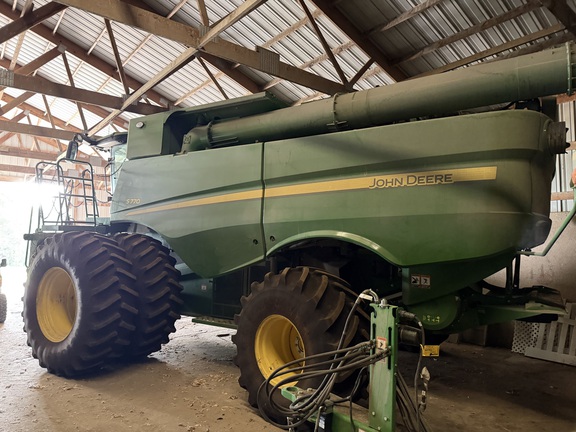  John Deere S770