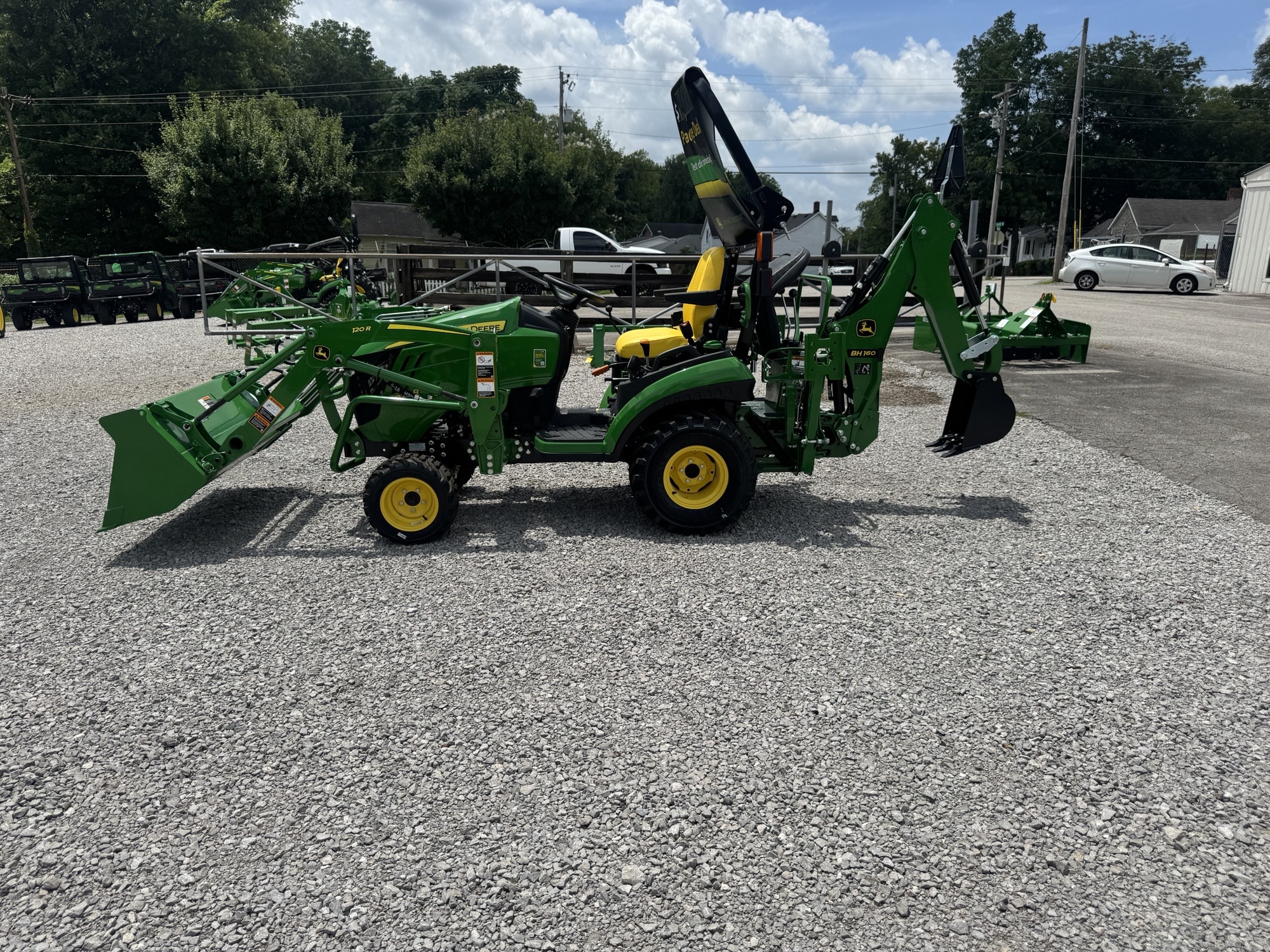 2026 John Deere 1025R