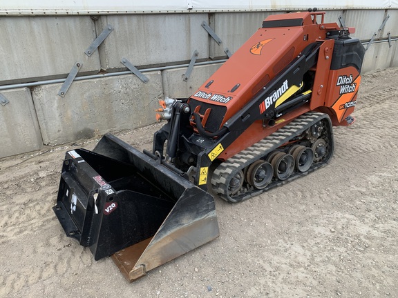 Photo of a 2018 Ditch Witch SK1050