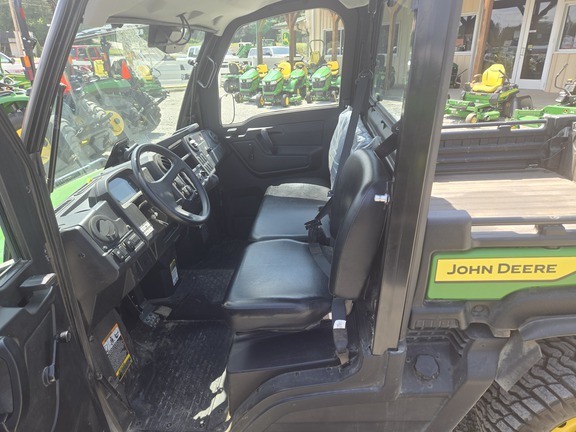 2023 John Deere XUV 835M