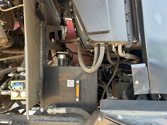 2021 New Holland Speedrower 160 (29th thumbnail)