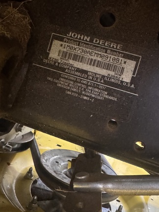 2021 John Deere X730 - Photo5