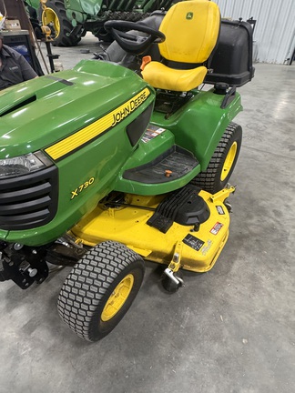 2021 John Deere X730 - Photo3