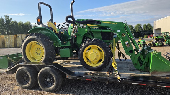Photo of 2020 John Deere 5045E