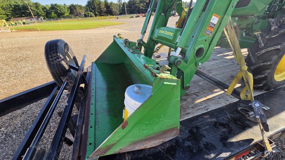 Photo of 2020 John Deere 5045E
