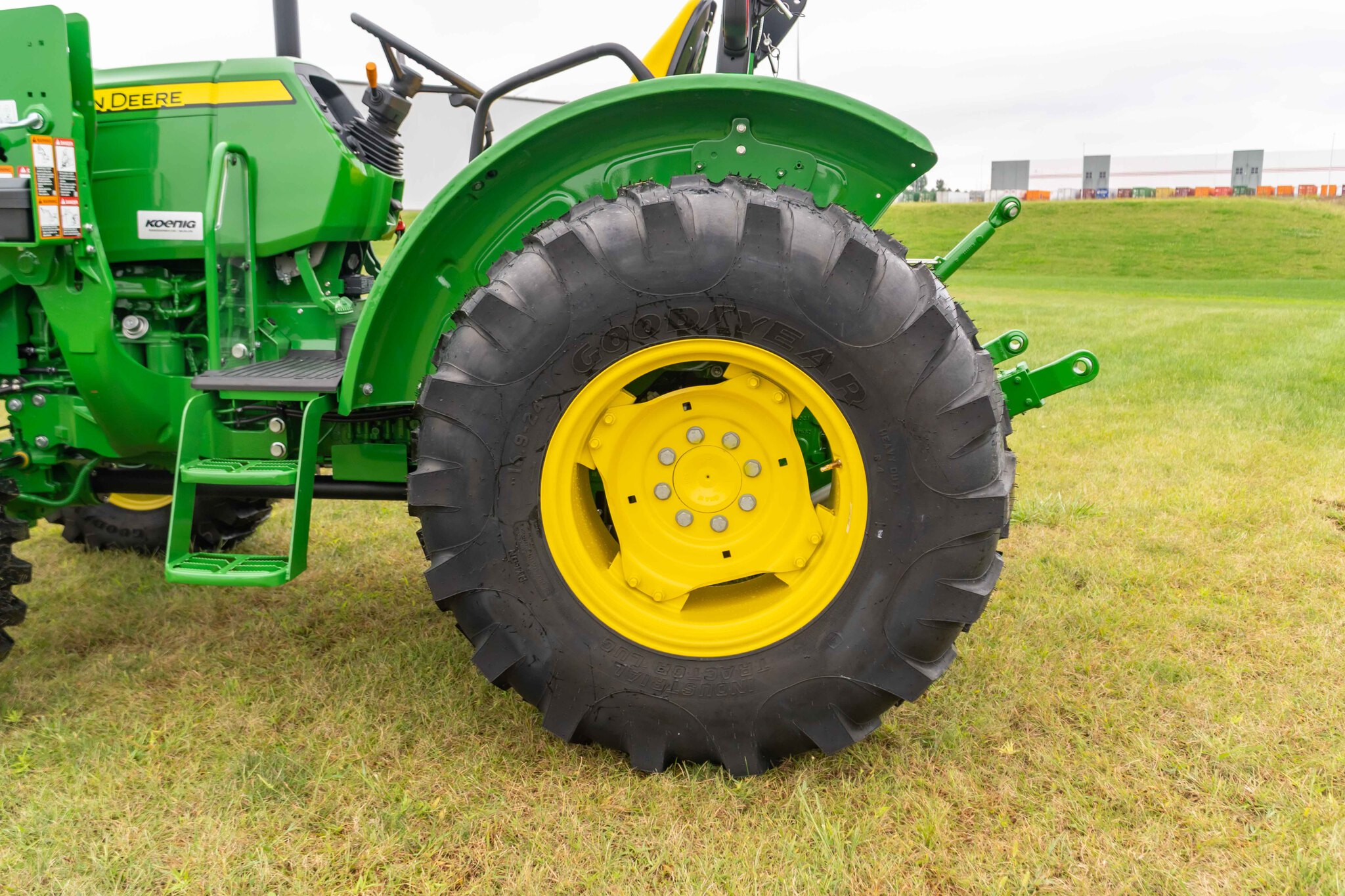 New In-Stock 2026 John Deere 5067E Utility Tractors at Koenig Equipment in Greenville, OH - PhotoXL19