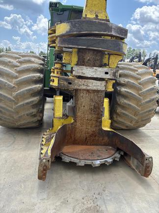 2021 John Deere 843L-II