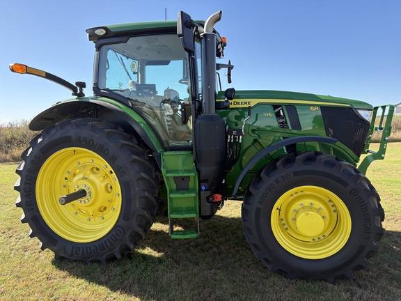 2025 John Deere 6R 175 - Photo3