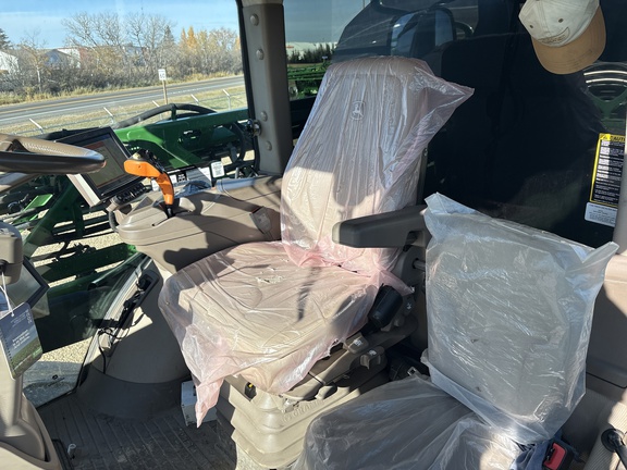 Used 2018 John Deere R4045 Self Propelled Sprayers at Horizon Ag & Turf in Lloydminster, AB - Photo15