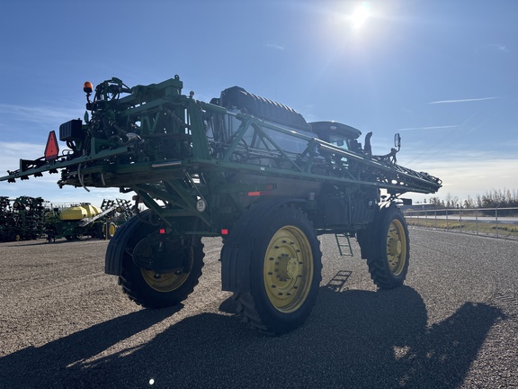 Used 2018 John Deere R4045 Self Propelled Sprayers at Horizon Ag & Turf in Lloydminster, AB - Photo5