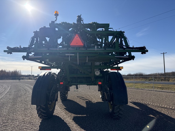 Used 2018 John Deere R4045 Self Propelled Sprayers at Horizon Ag & Turf in Lloydminster, AB - Photo6