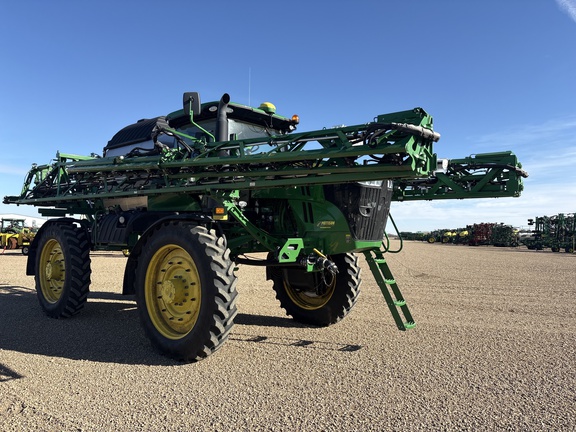 Used 2018 John Deere R4045 Self Propelled Sprayers at Horizon Ag & Turf in Lloydminster, AB - Photo4