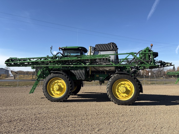 Used 2018 John Deere R4045 Self Propelled Sprayers at Horizon Ag & Turf in Lloydminster, AB - Photo8