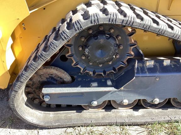 2023 John Deere 317G