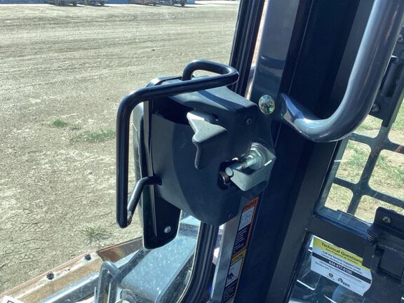 2023 John Deere 317G