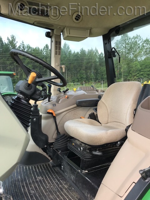 2017 John Deere 5085E Image 4