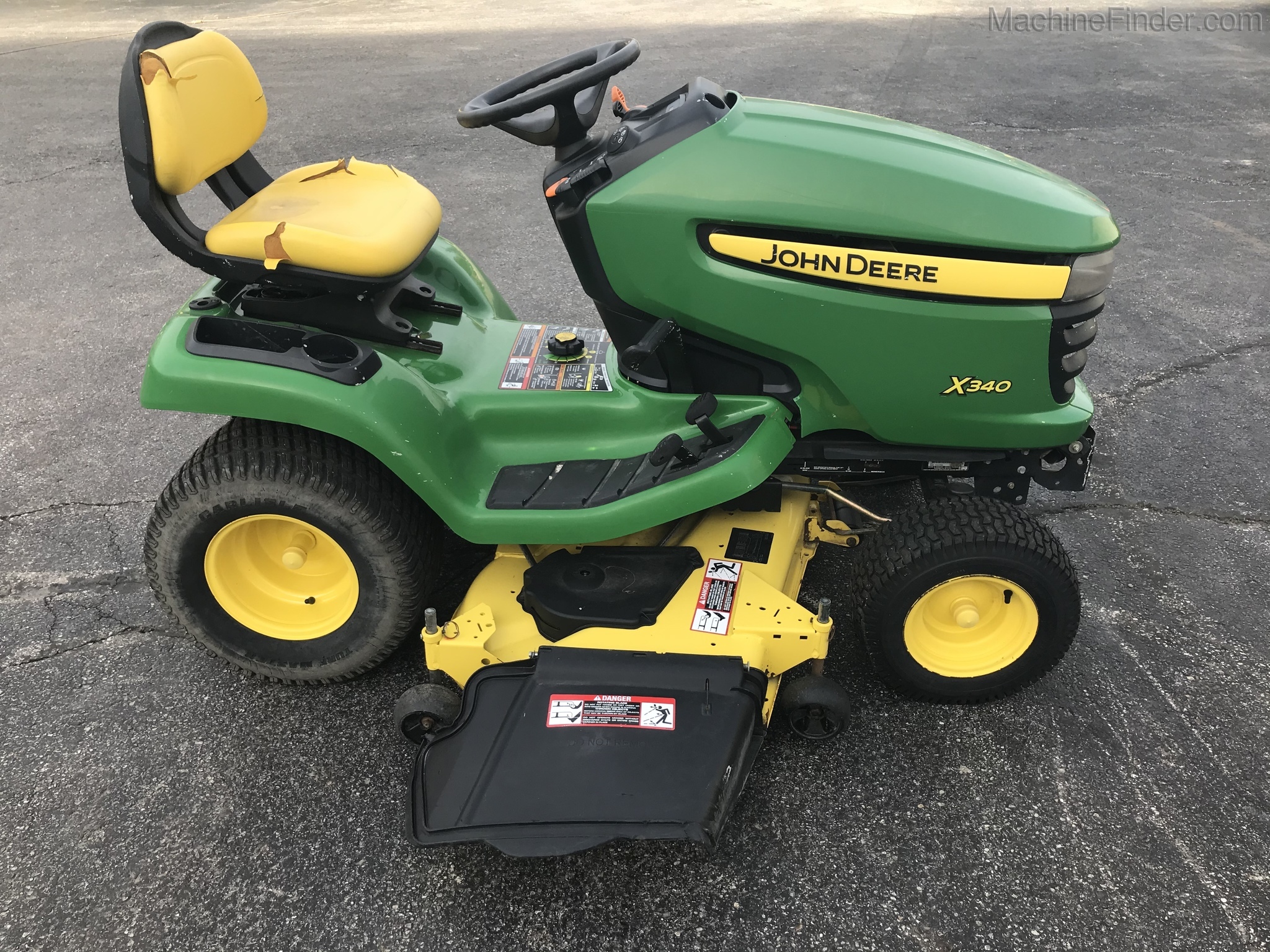 2009 John Deere X340 Image 5