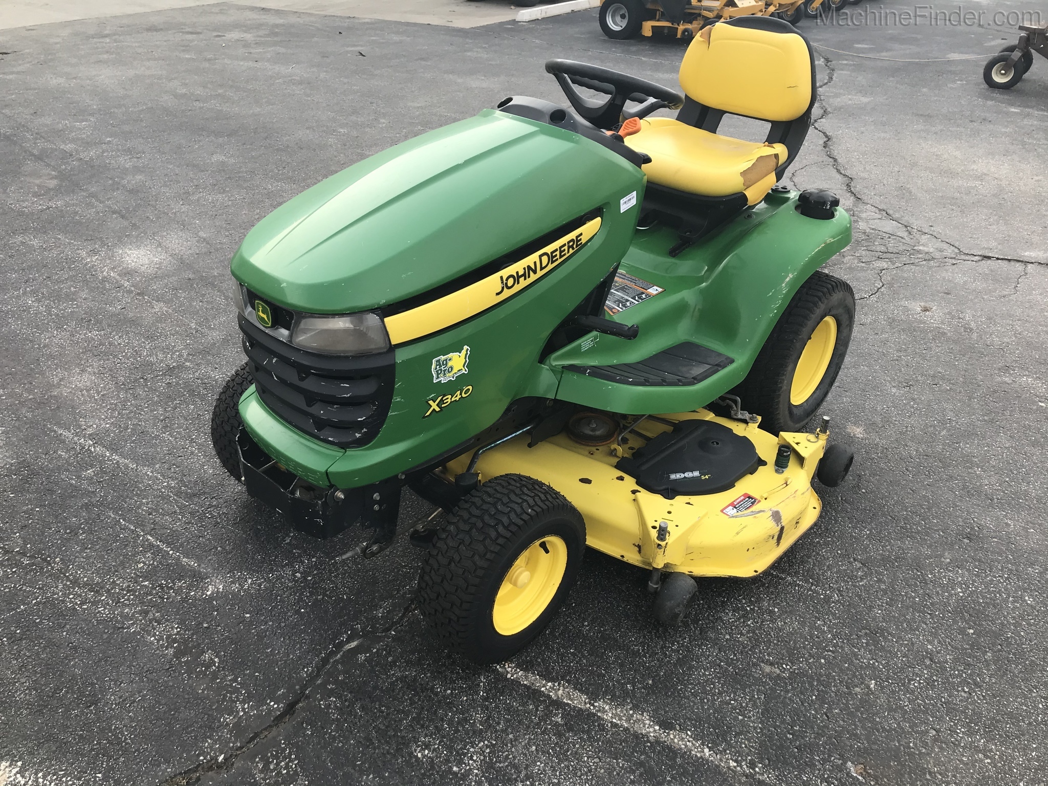 2009 John Deere X340 Image 1