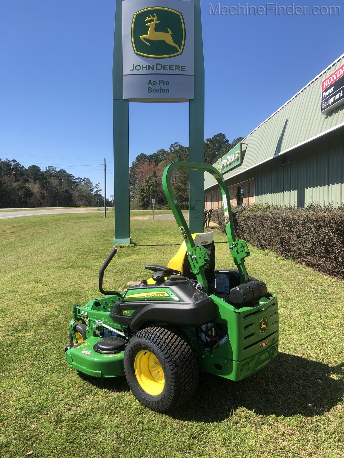 2020 John Deere Z915E Image 3