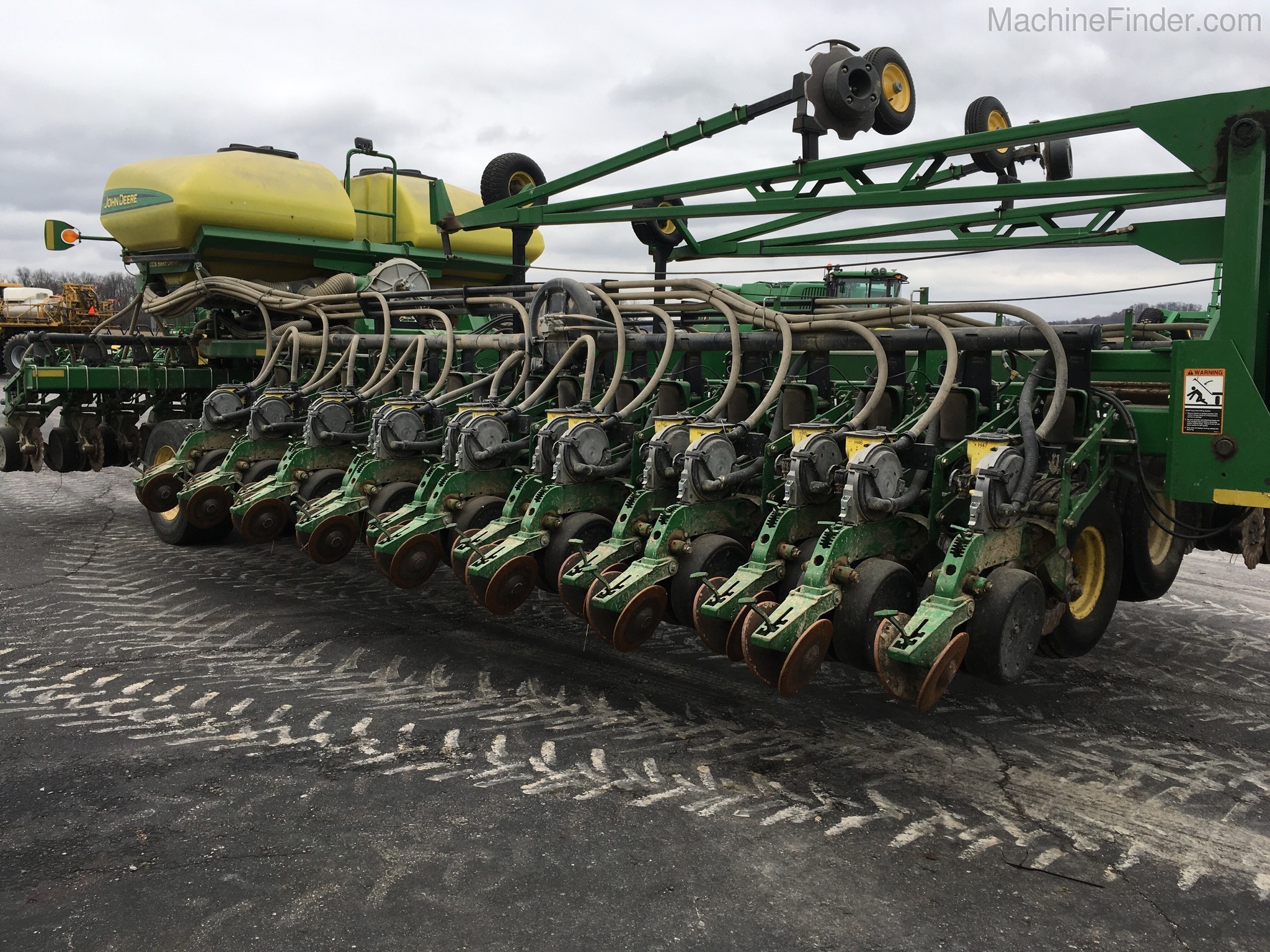 2010 John Deere DB60 Image 4