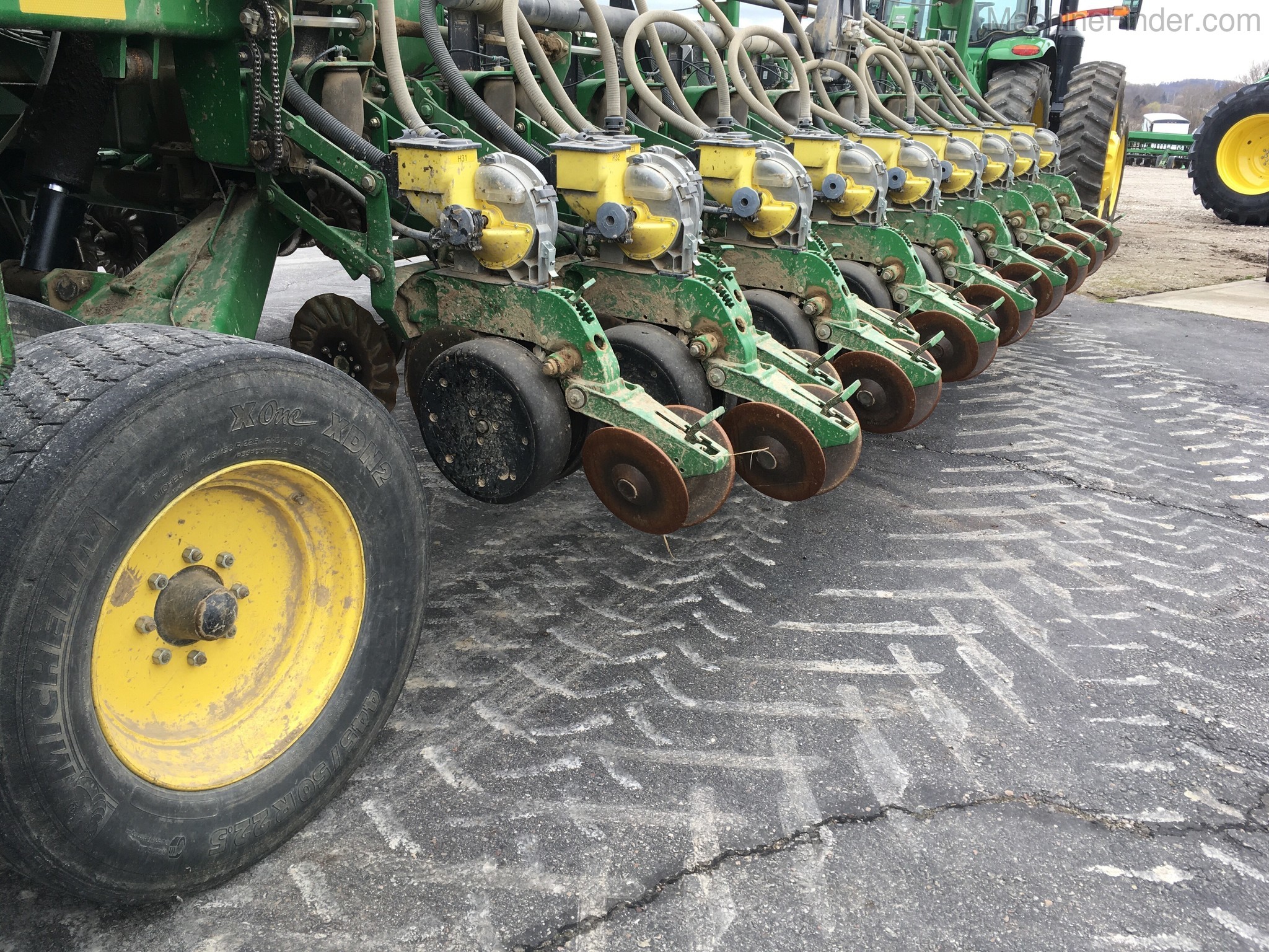 2010 John Deere DB60 Image 5