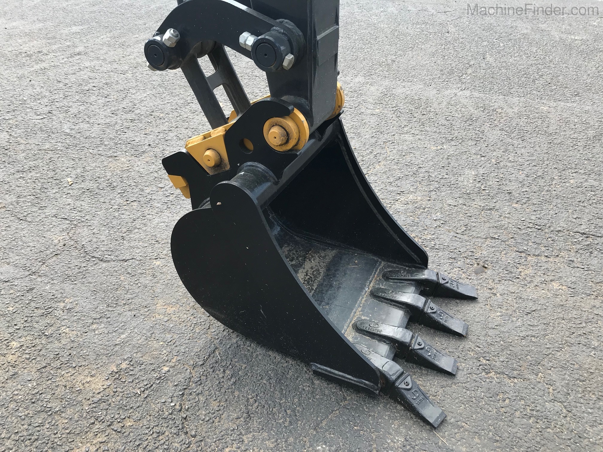 2021 John Deere 35G Image 8