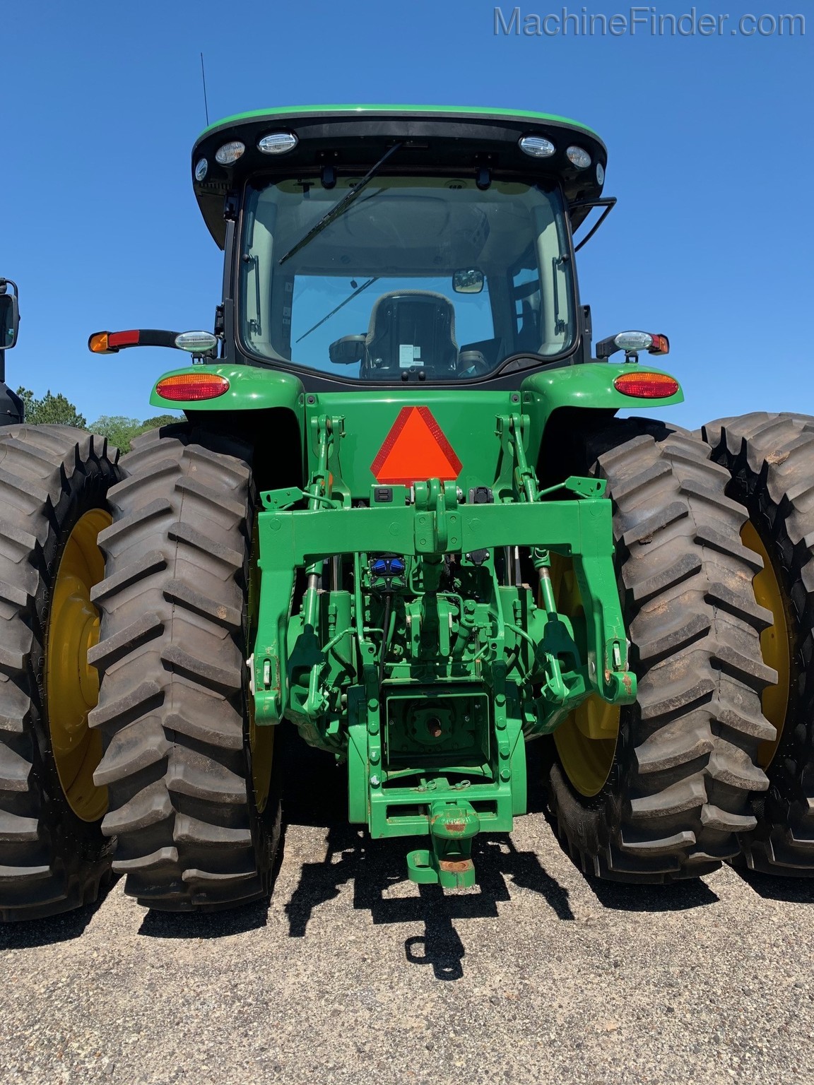 2019 John Deere 8295R Image 3