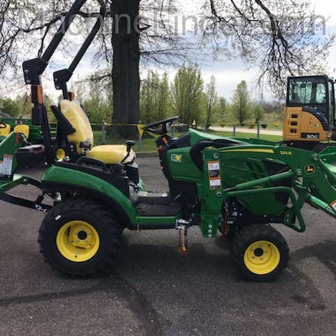 2019 John Deere 1025R Image 4