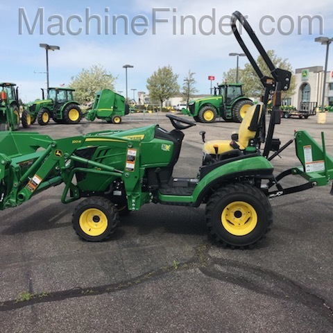 2019 John Deere 1025R Image 5