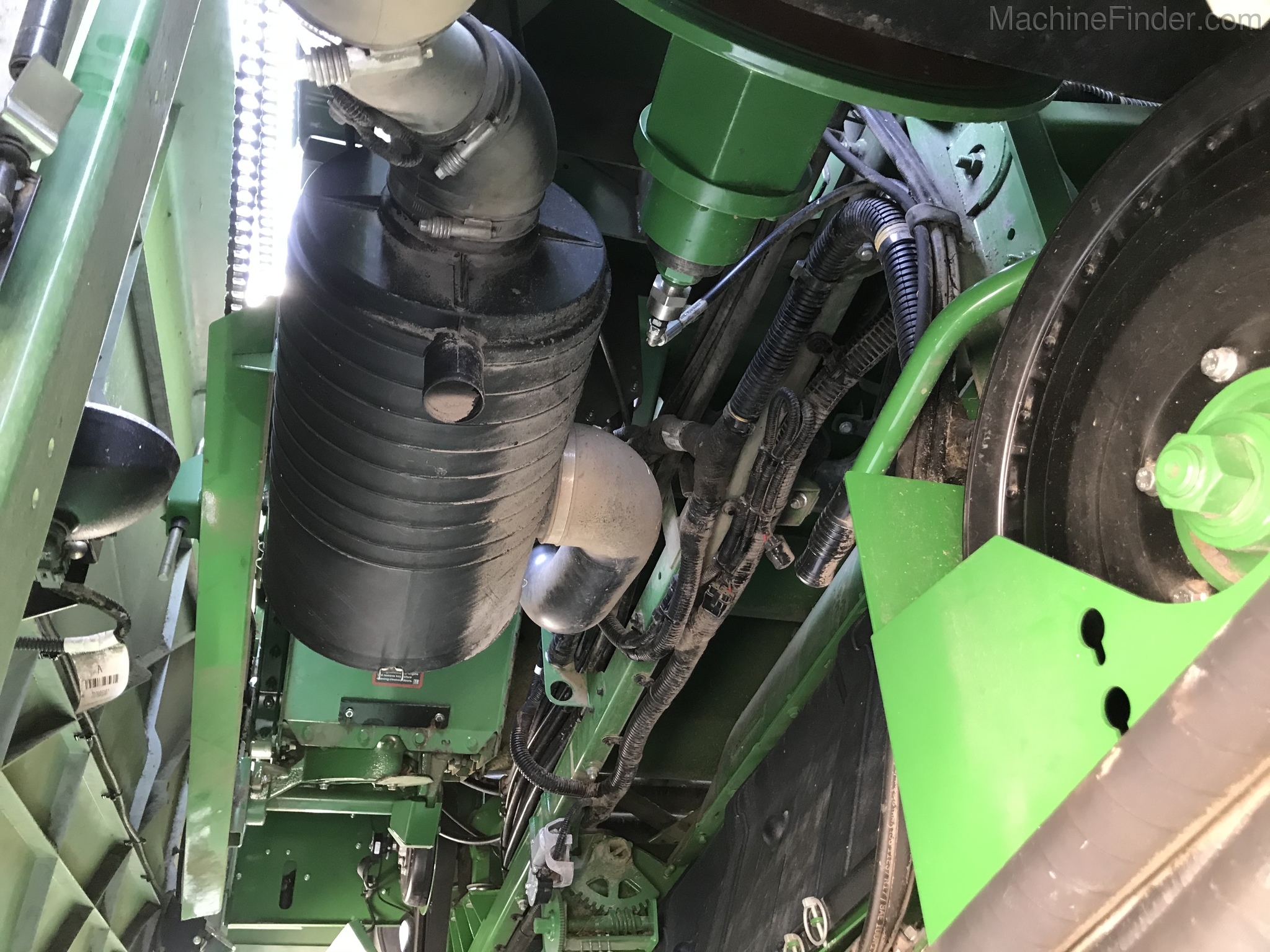 2019 John Deere S760 Image 10