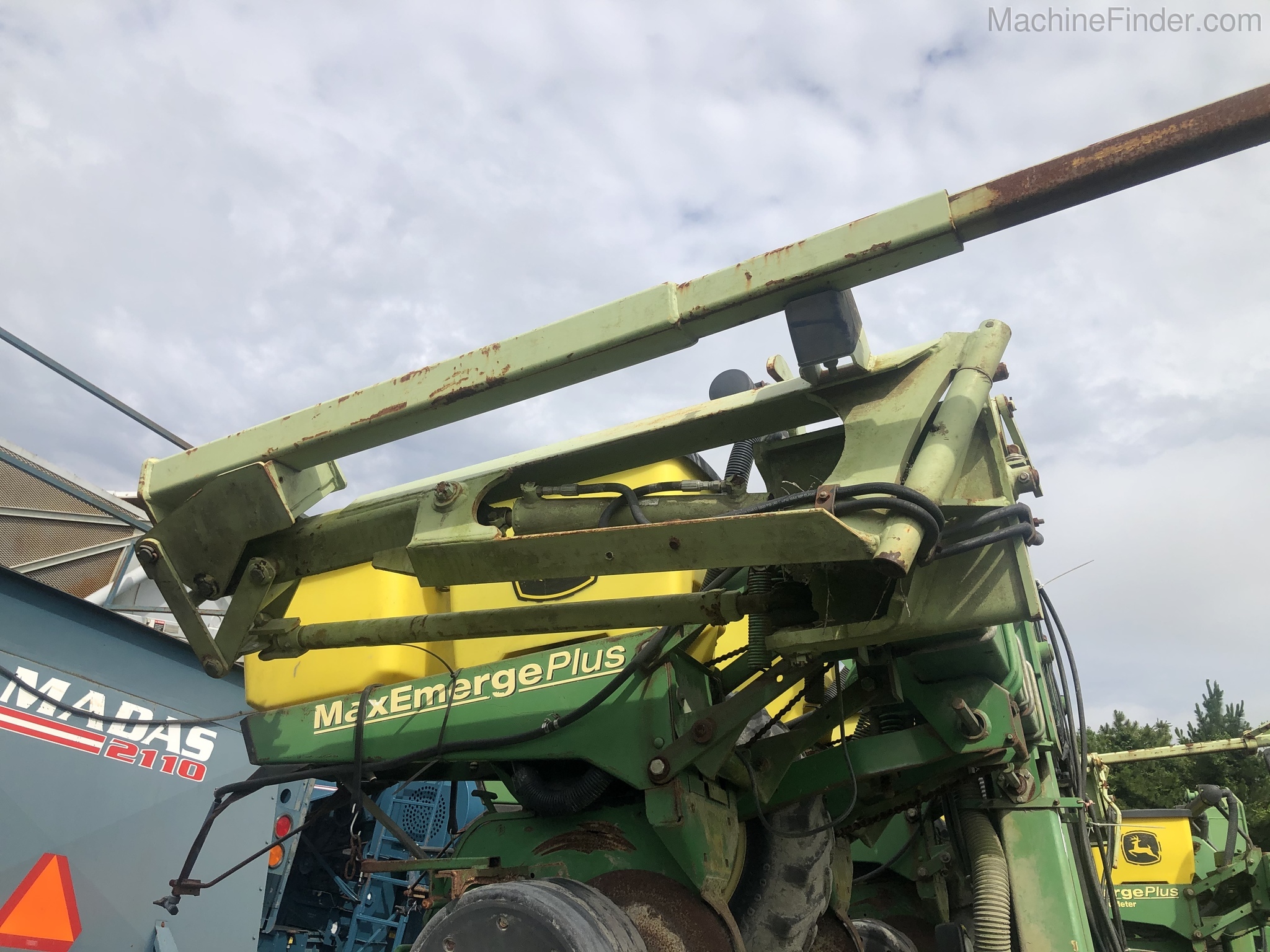 2002 John Deere 1720 Image 5