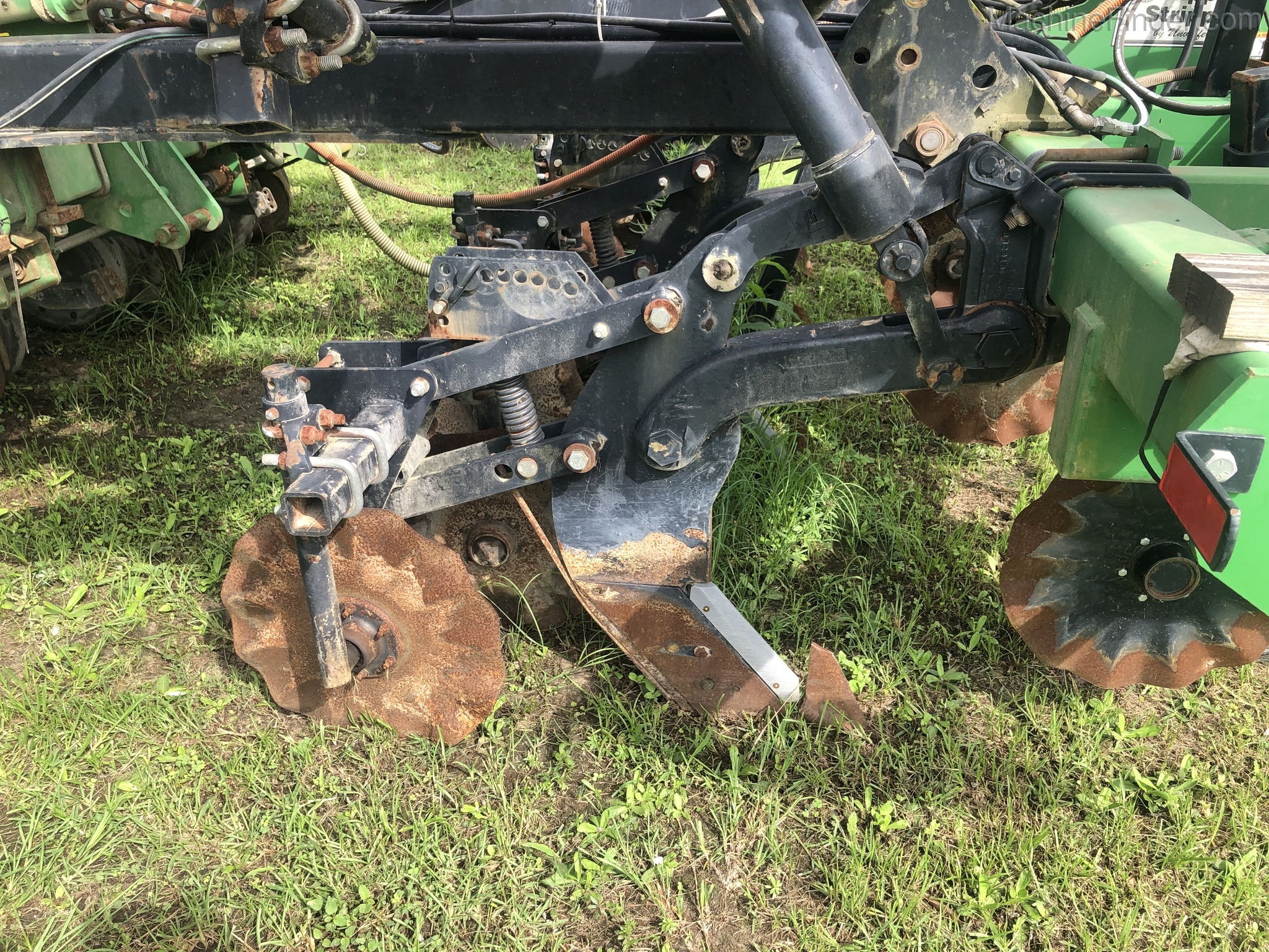 2002 John Deere 1720 Image 6