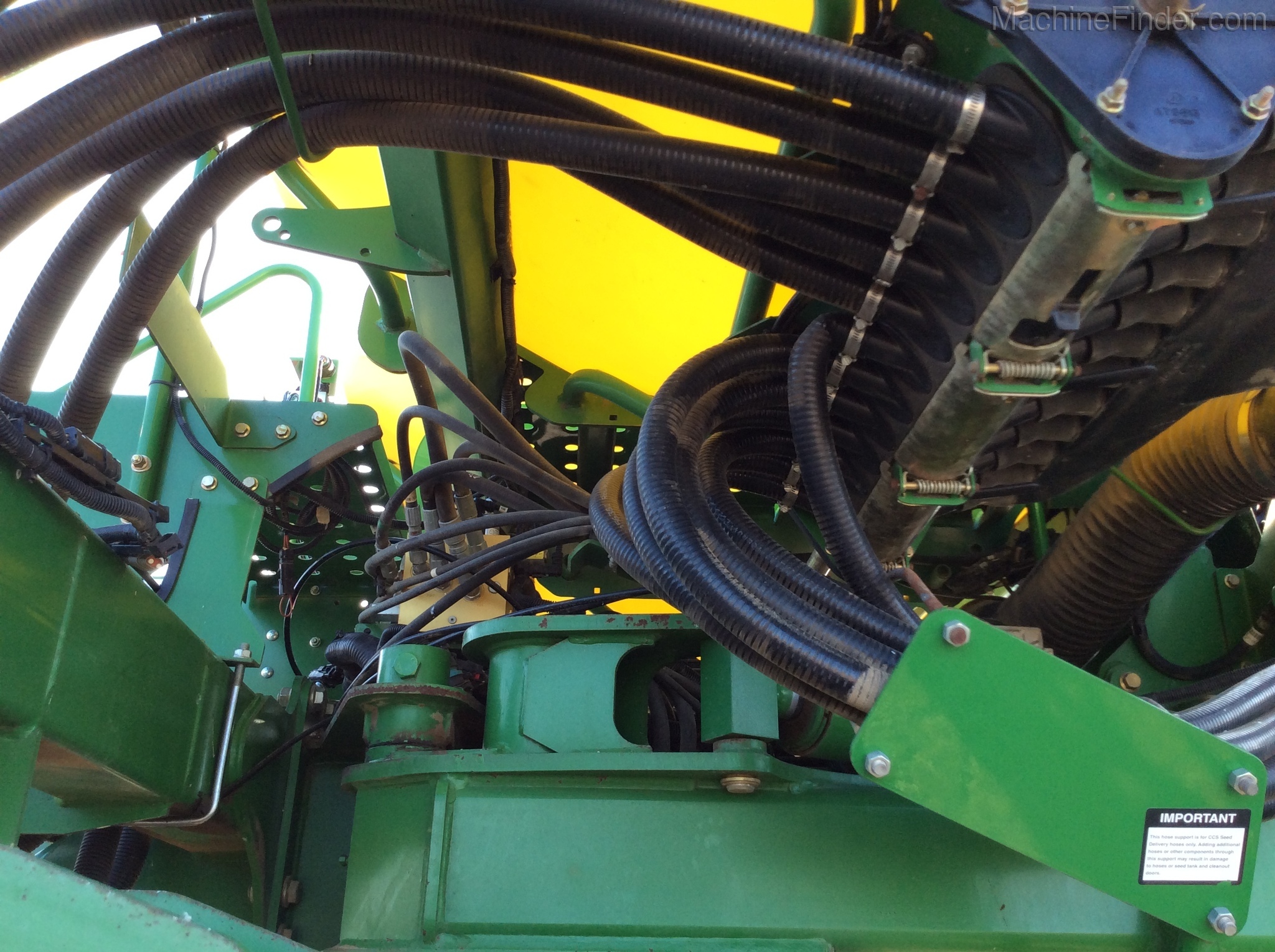 2010 John Deere 1790 Image 12
