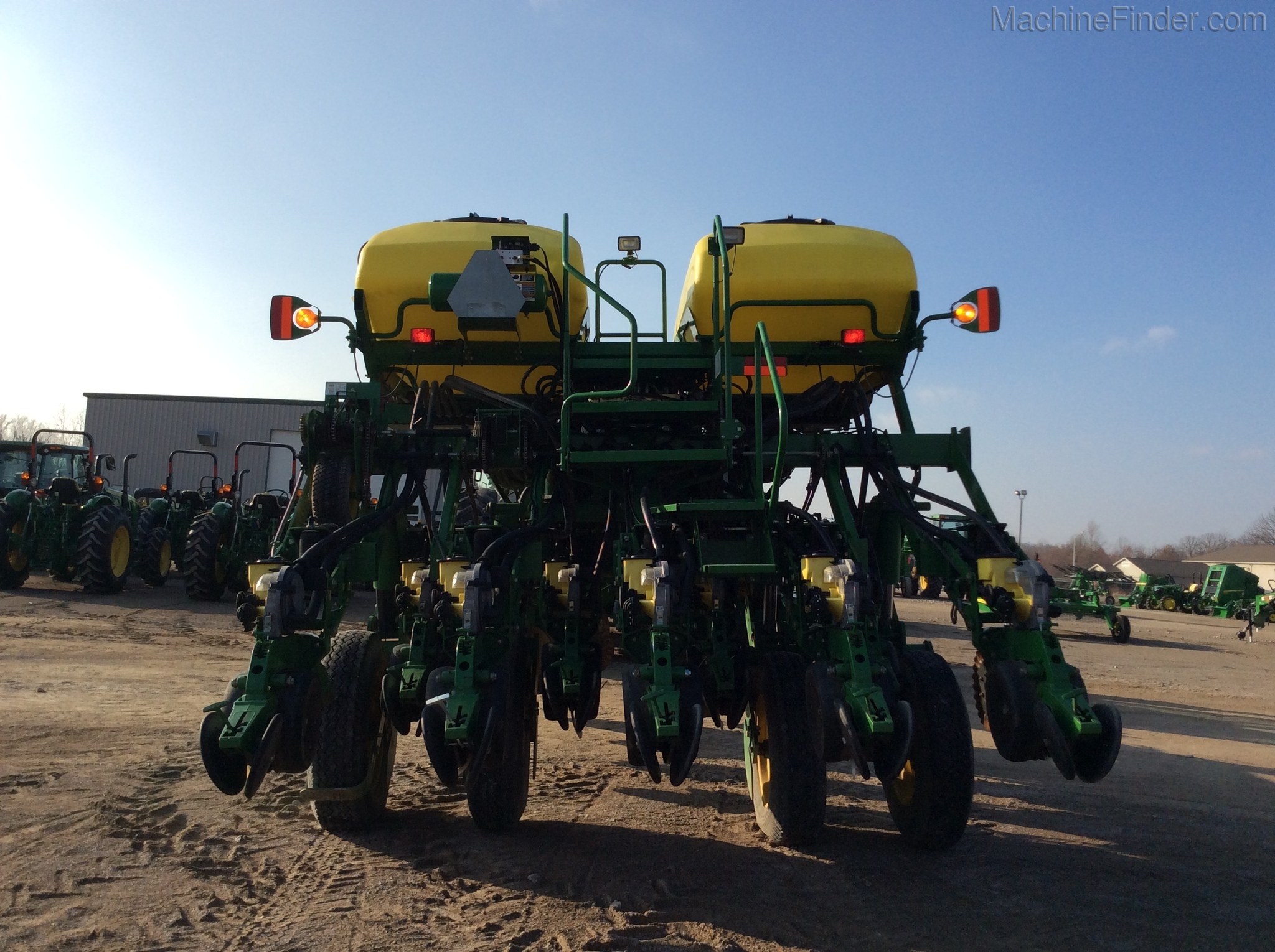 2010 John Deere 1790 Image 16