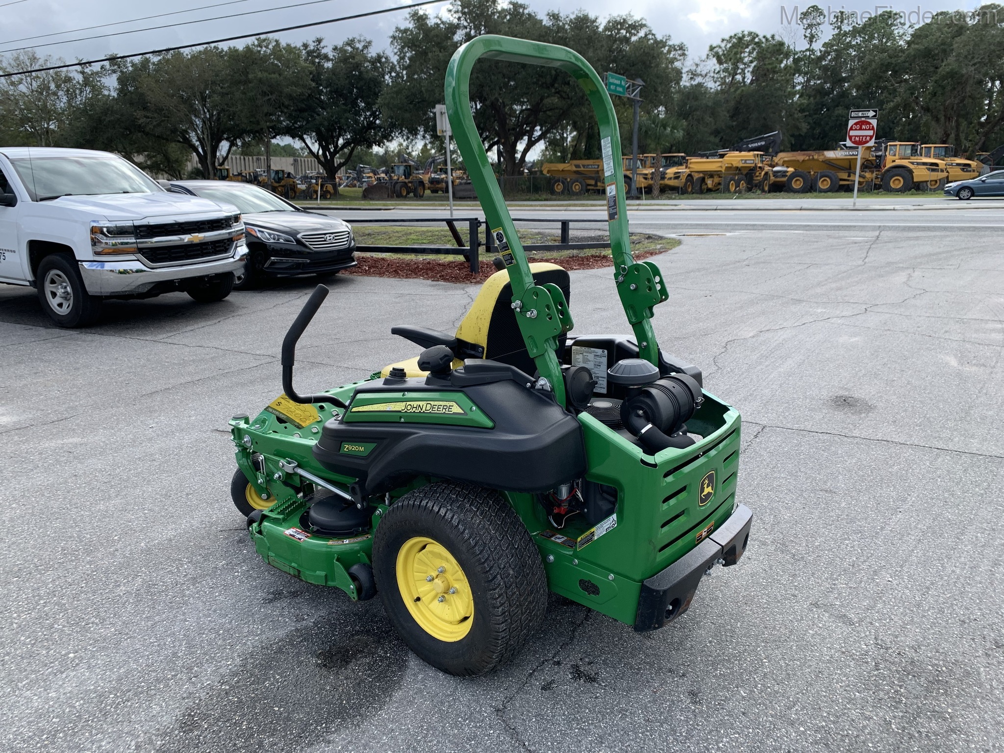 2019 John Deere Z920M Image 4