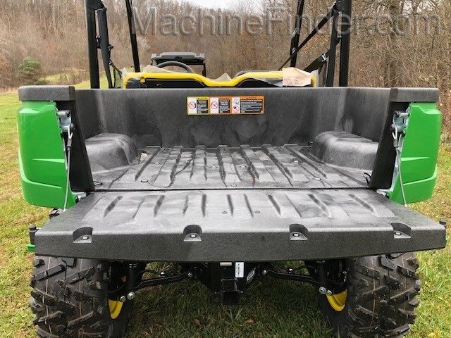 2021 John Deere 560E Image 14