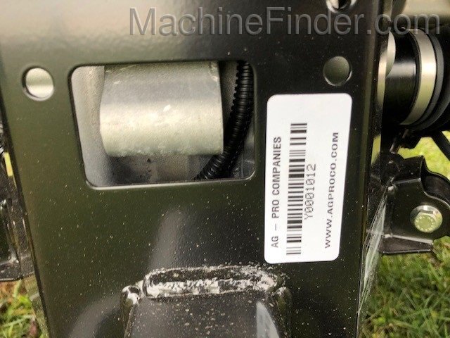 2021 John Deere 560E Image 19