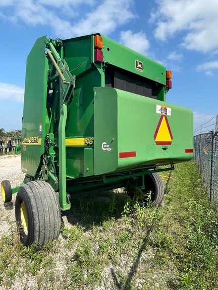 2001 John Deere 467 Image 4