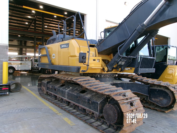2022 John Deere 300GL