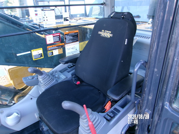 2022 John Deere 300GL