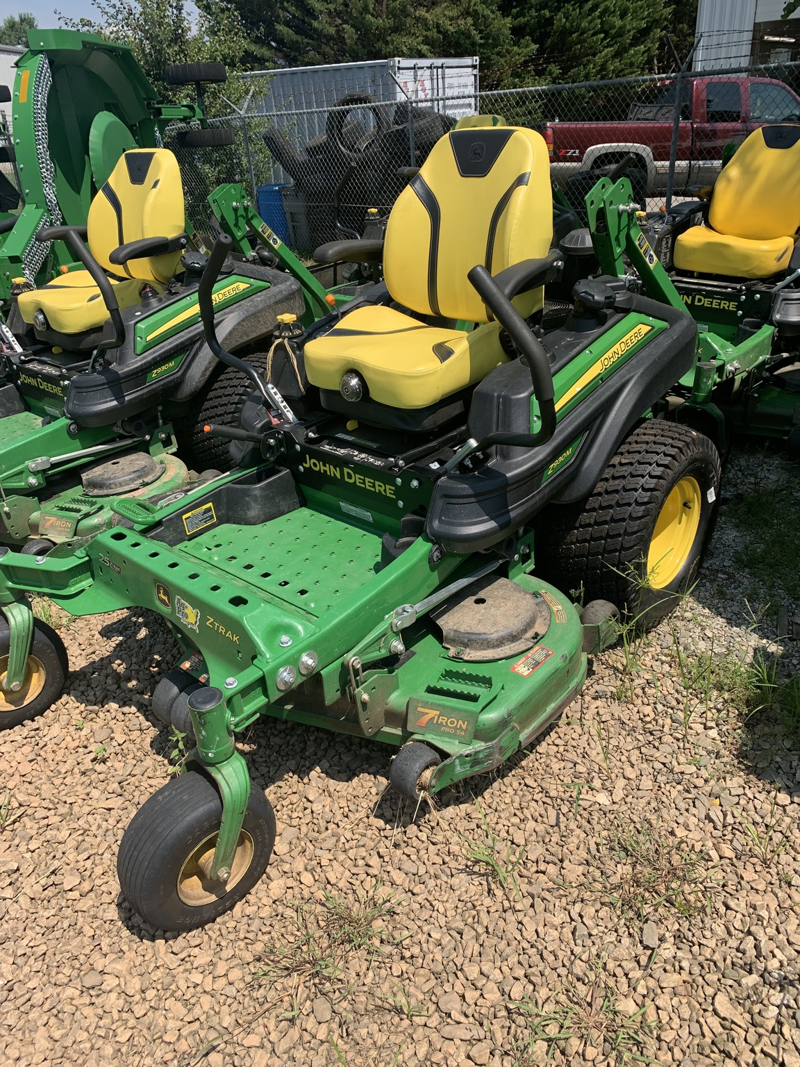 2022 John Deere Z930M Image 4
