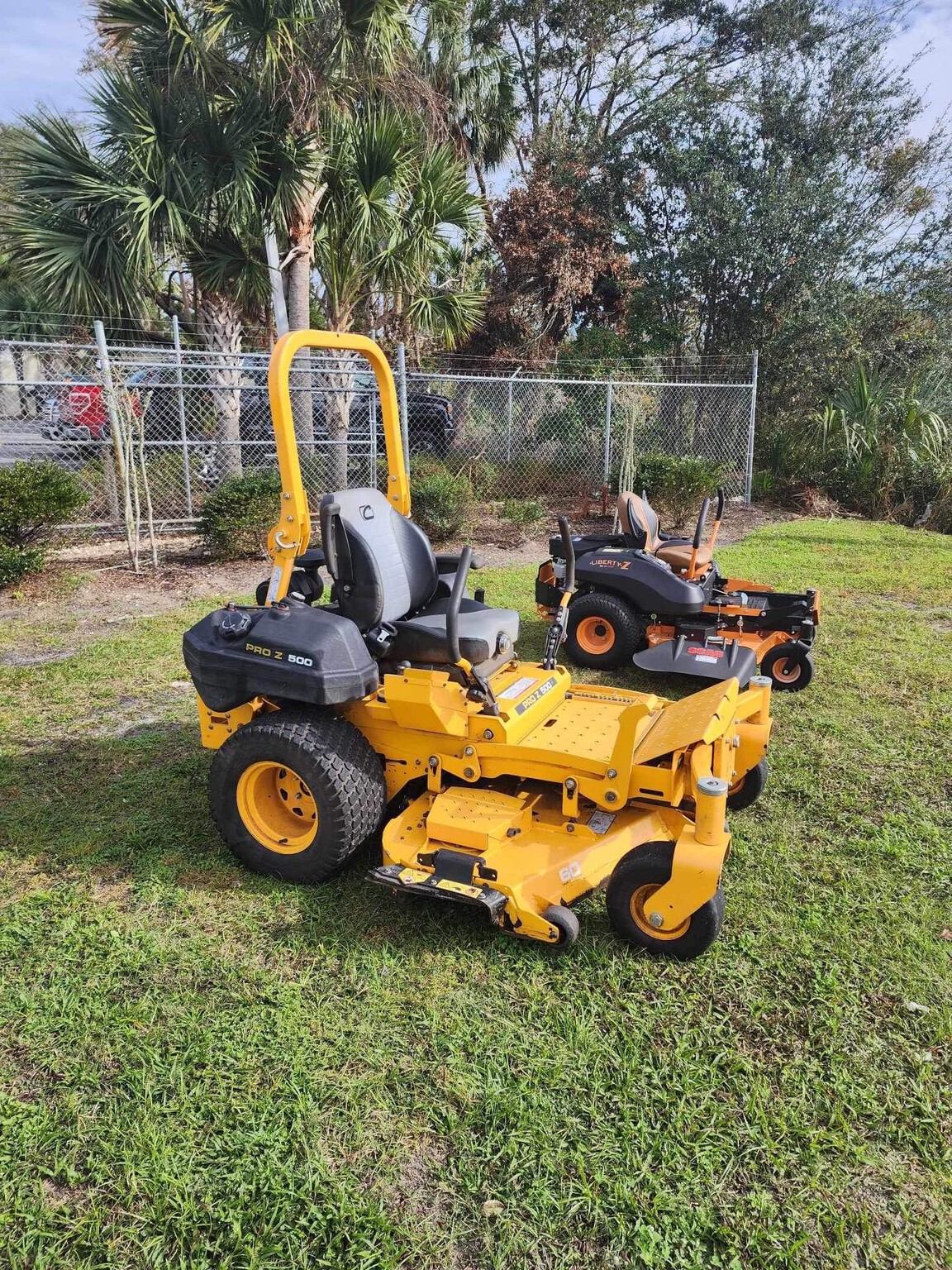 2019 Cub Cadet PRO Z 500 Image 5
