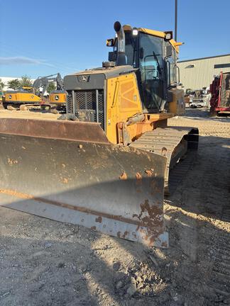 2021 John Deere 700L