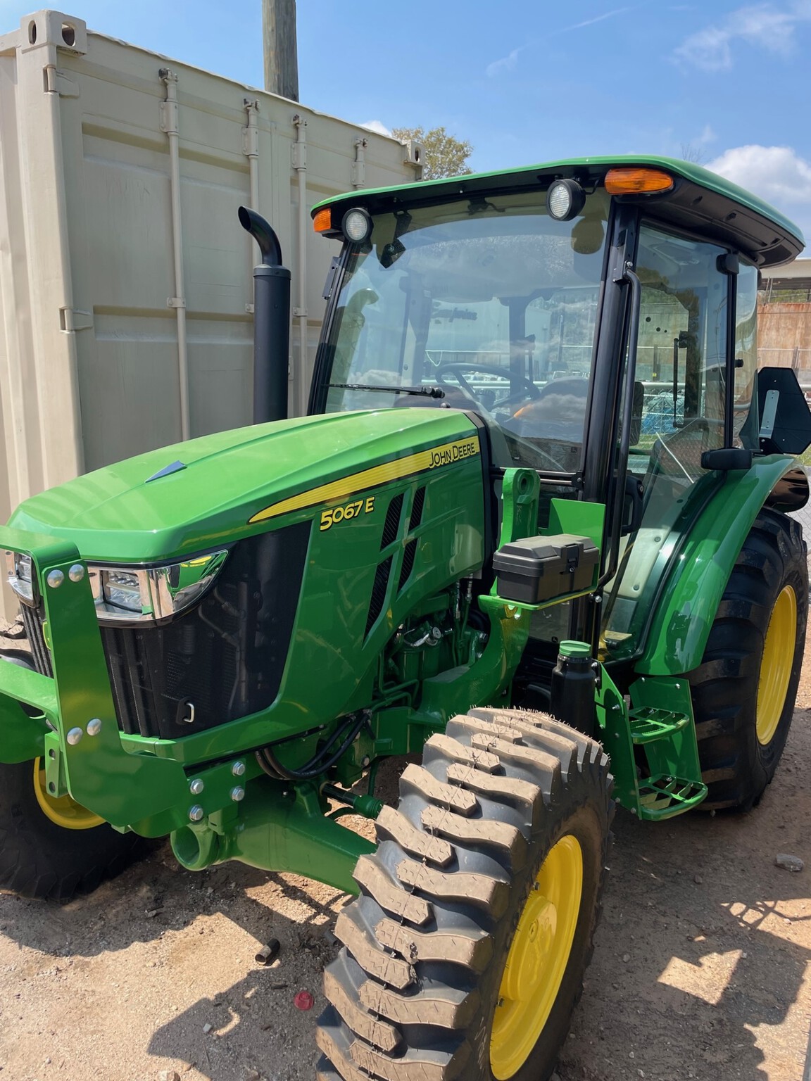 2024 John Deere 5067E Image 1