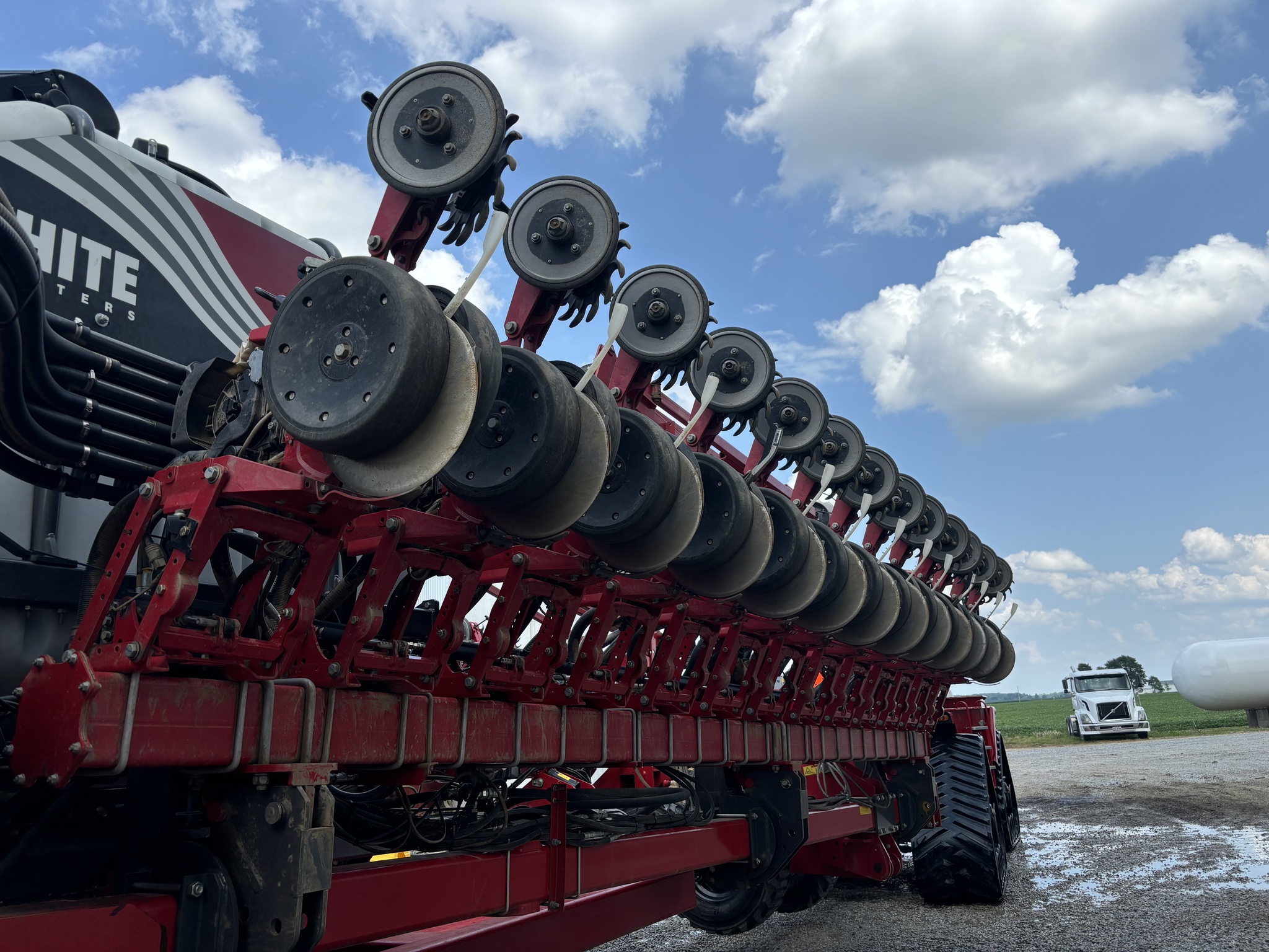 2018 White 9936-20 Image 6