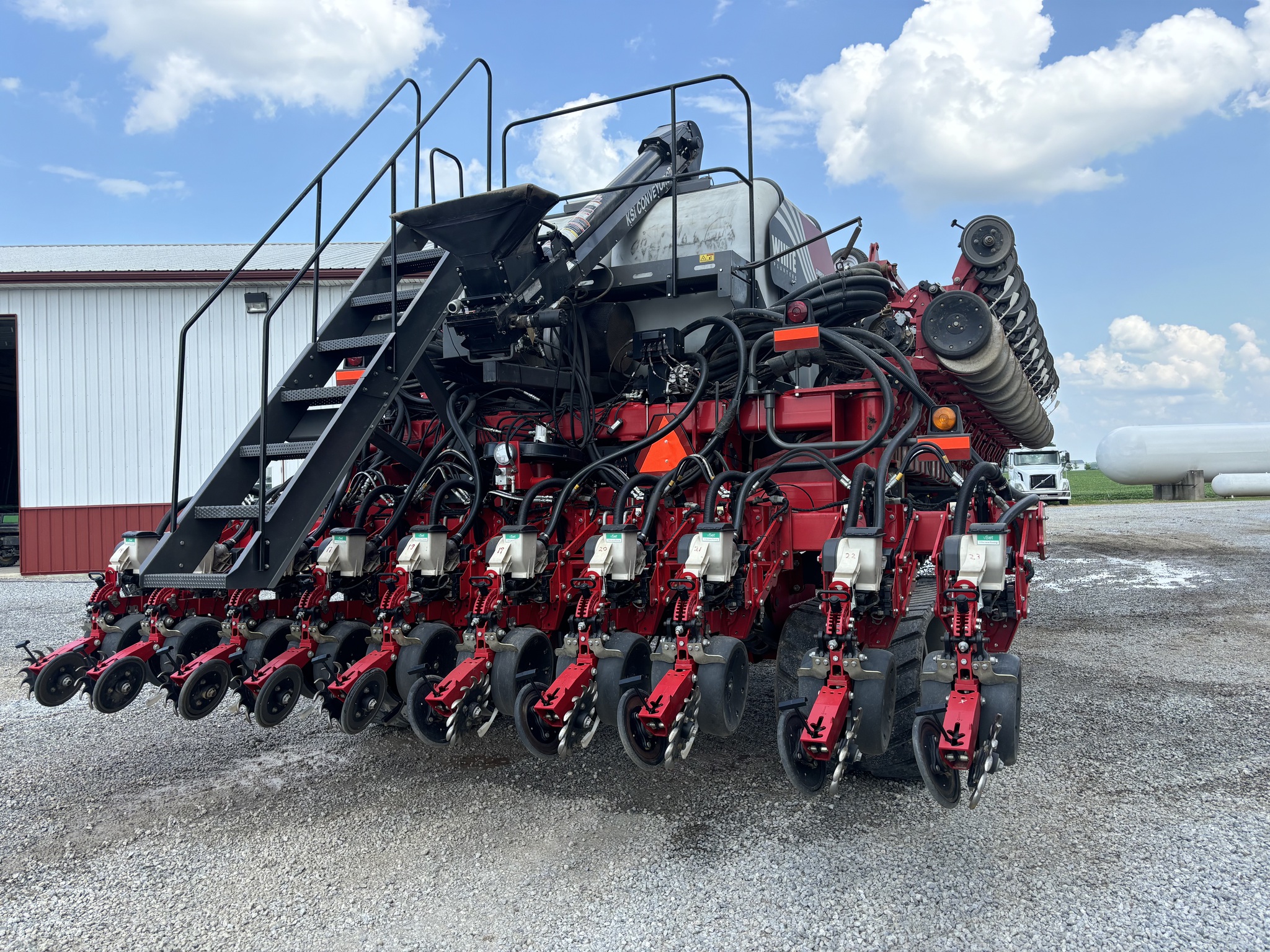 2018 White 9936-20 Image 9