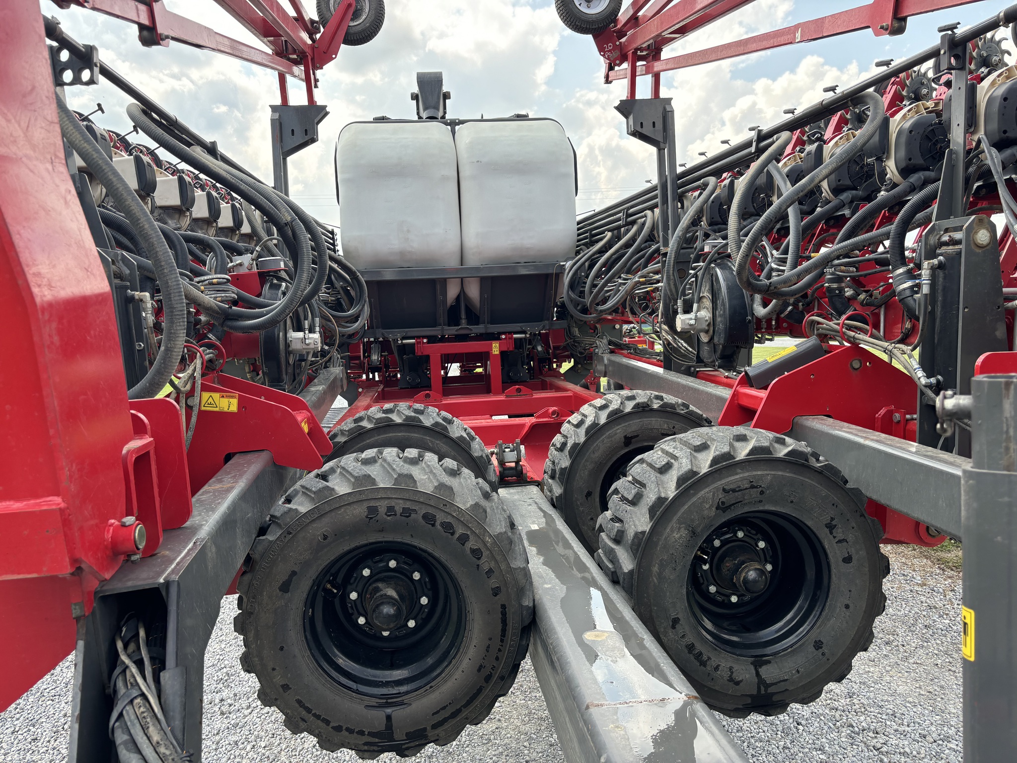 2018 White 9936-20 Image 12