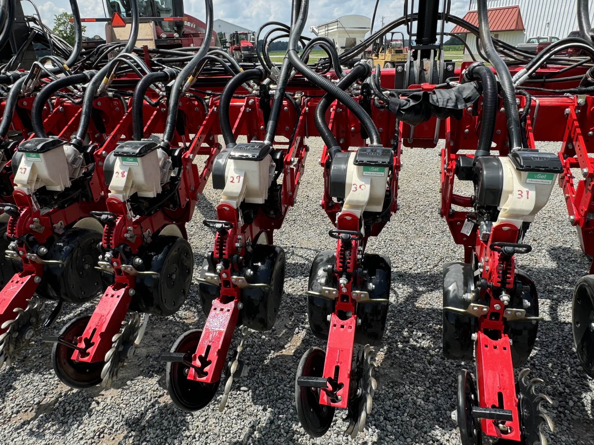 2018 White 9936-20 Image 31