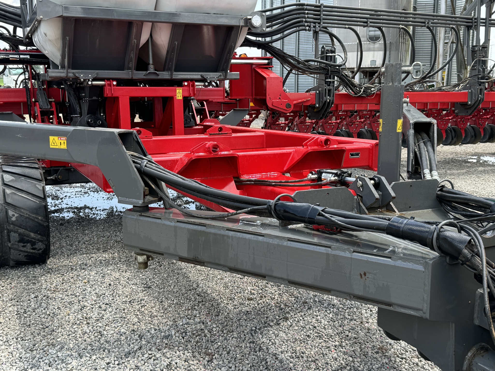 2018 White 9936-20 Image 37